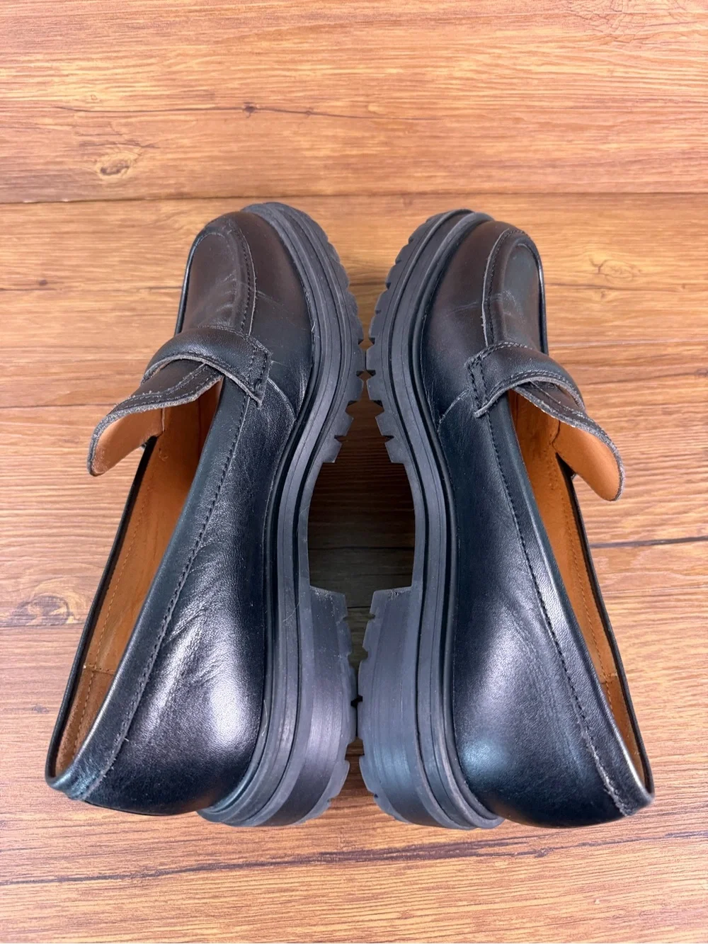 Madewell the Bradley Lug sole black leather‎ loafers Women’s Size 8.5